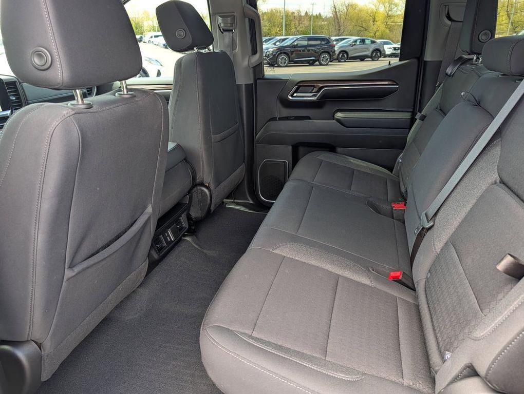 used 2024 Chevrolet Silverado 1500 car, priced at $43,990