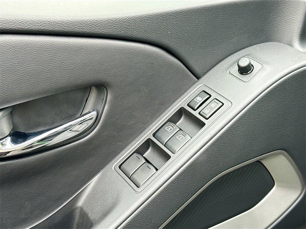 new 2026 Nissan Frontier car, priced at $39,711