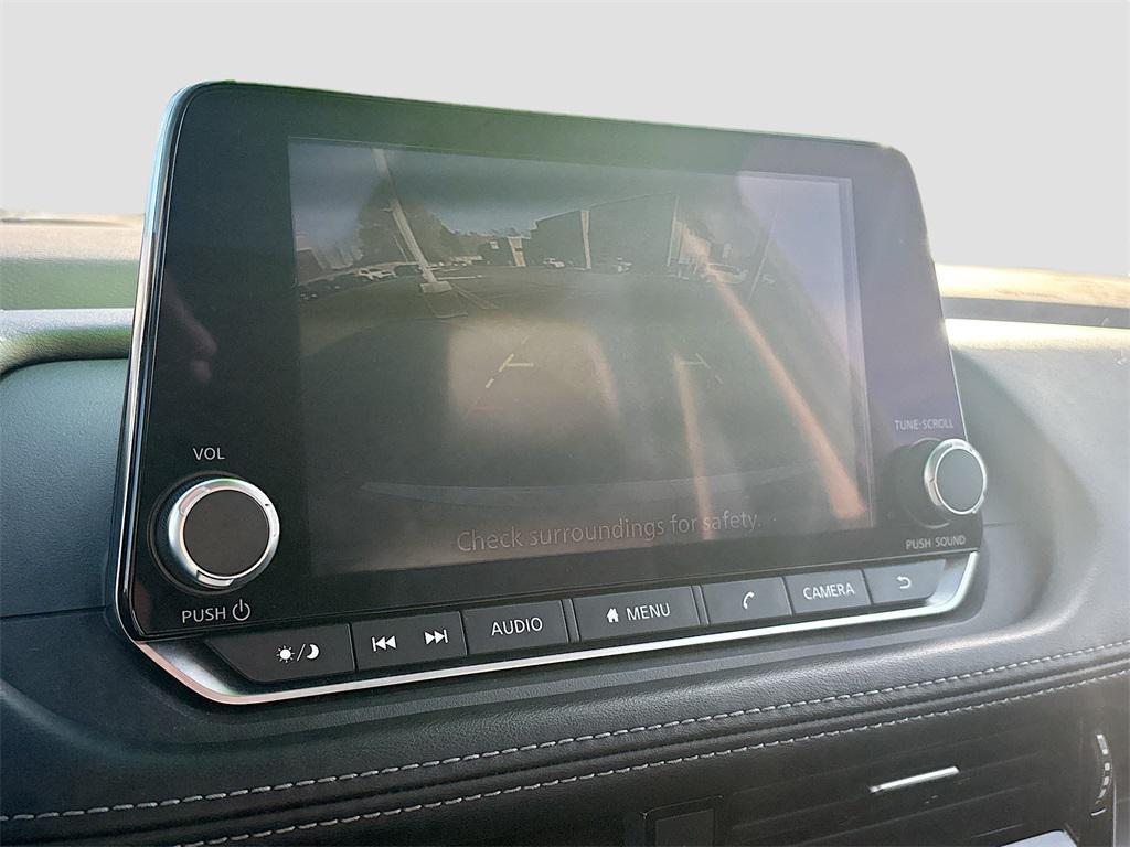 used 2022 Nissan Rogue car, priced at $22,499