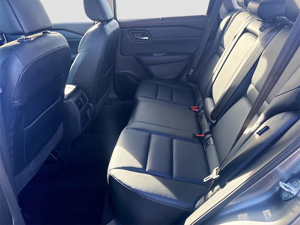 used 2022 Nissan Rogue car, priced at $22,499