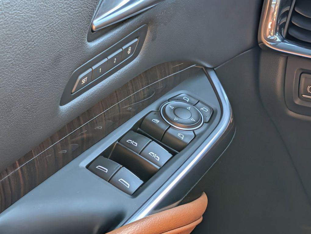 used 2023 Cadillac XT4 car, priced at $27,339
