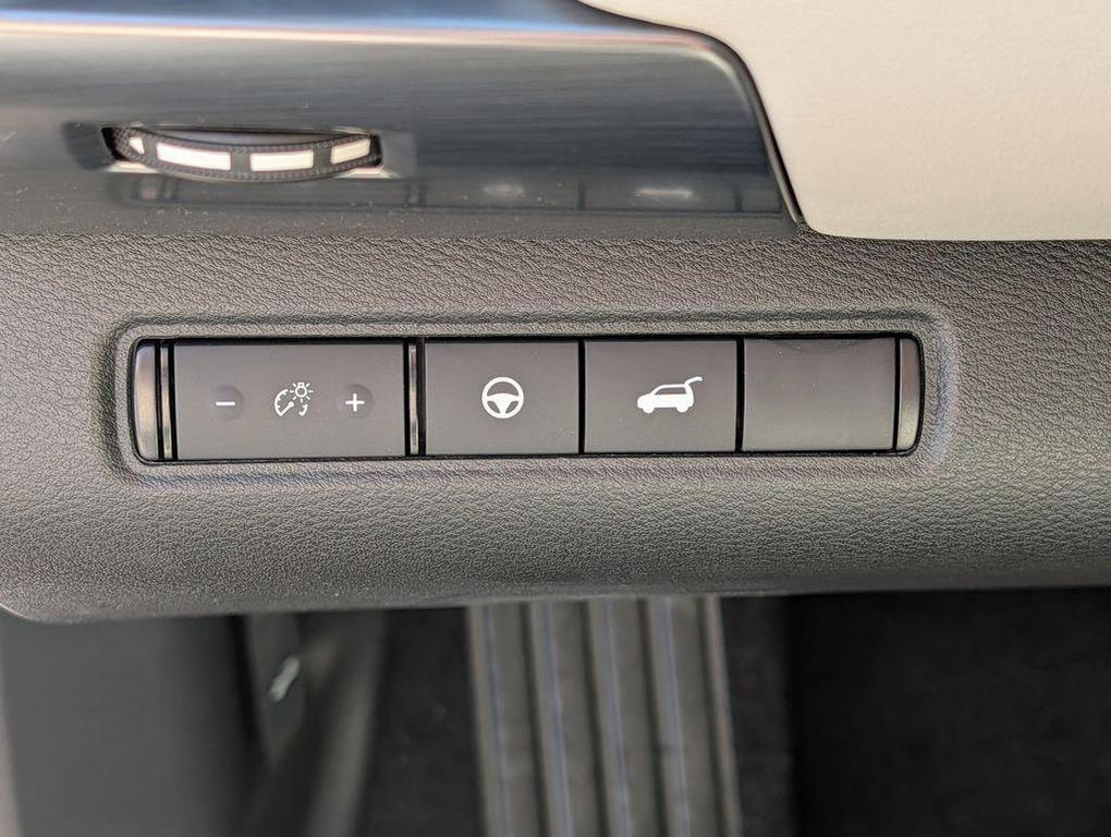 new 2026 Nissan Pathfinder car, priced at $40,874