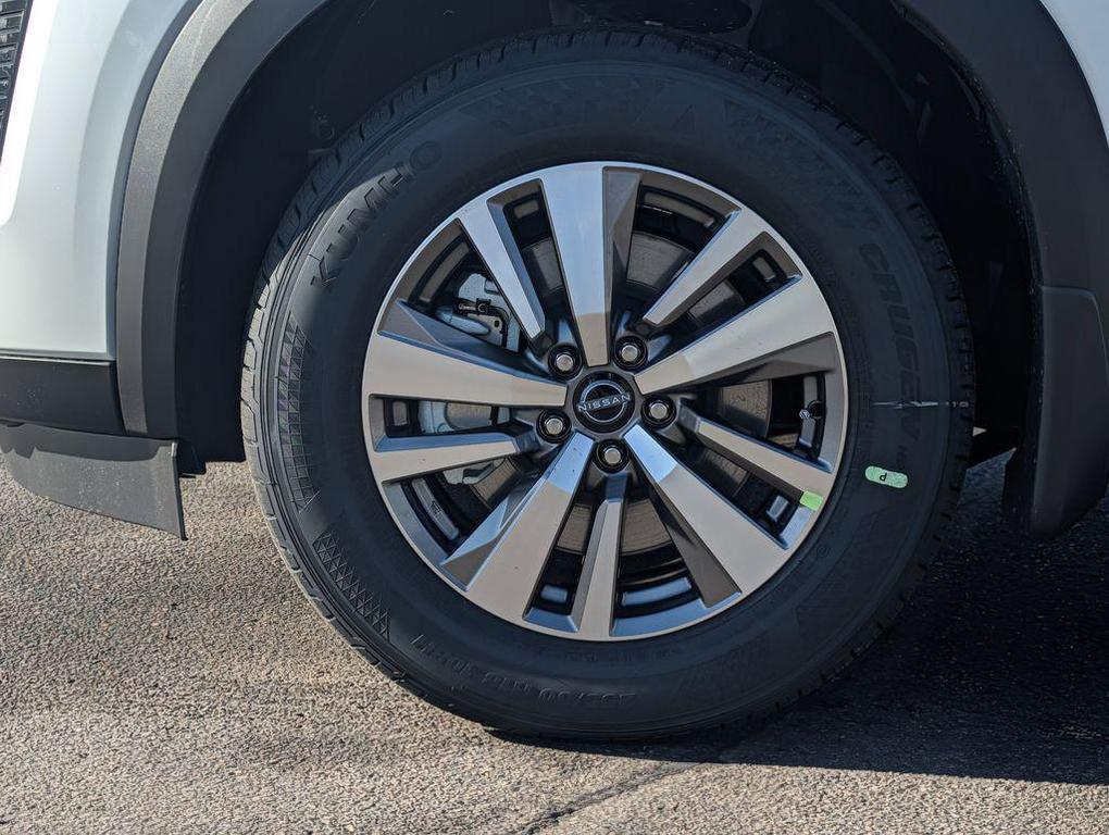 new 2026 Nissan Pathfinder car, priced at $40,874