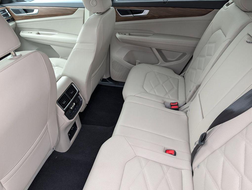 used 2025 Volkswagen Atlas car, priced at $34,992