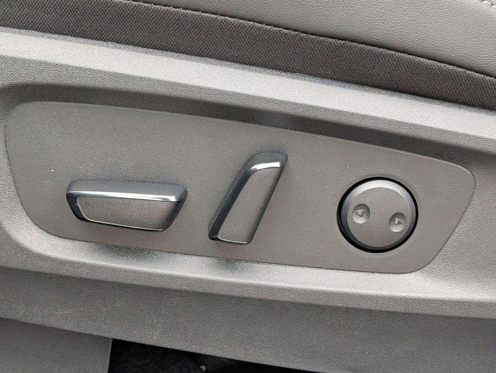 new 2026 Nissan Pathfinder car, priced at $41,450