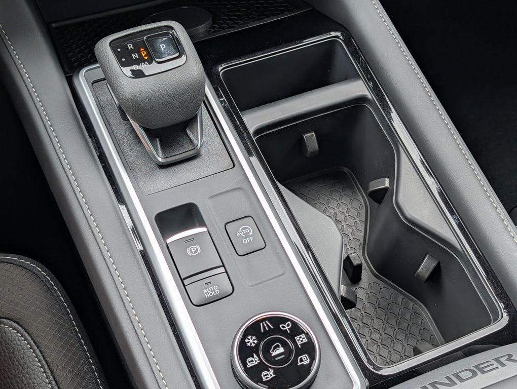 new 2026 Nissan Pathfinder car, priced at $41,450