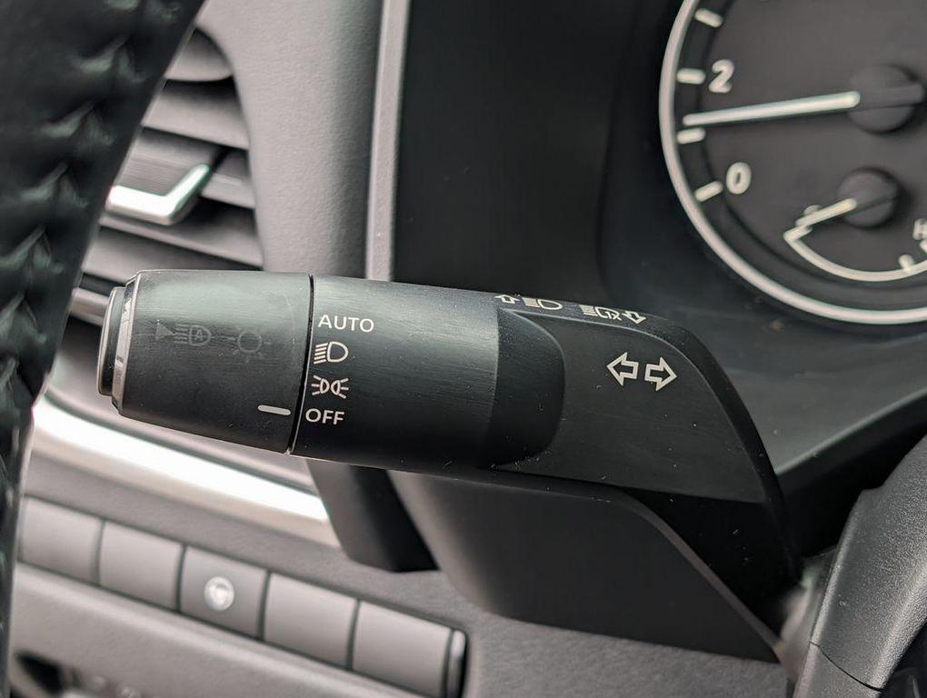 used 2022 Nissan Rogue car, priced at $17,997