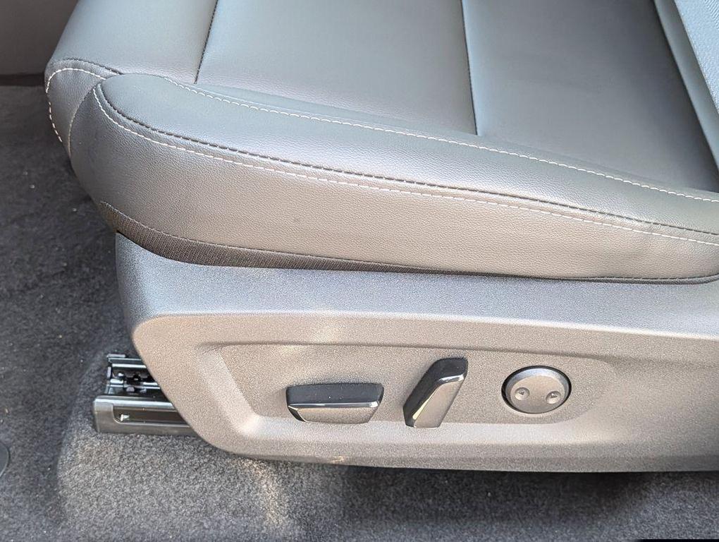 new 2026 Nissan Murano car, priced at $38,052