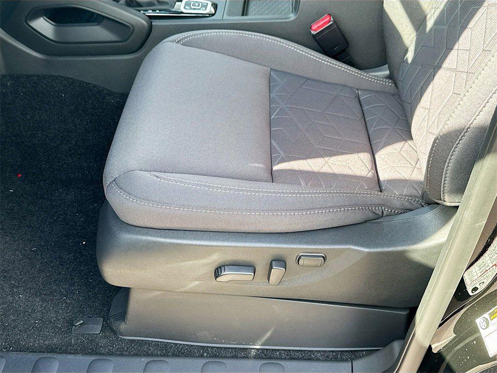 new 2026 Nissan Frontier car, priced at $40,789