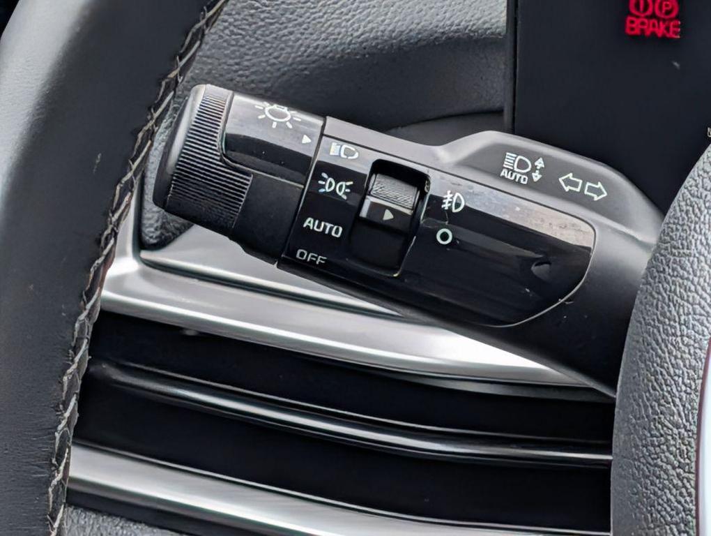 used 2025 Kia Sorento car, priced at $32,295