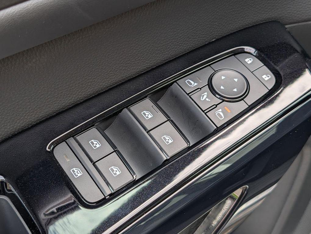new 2026 Nissan Pathfinder car, priced at $48,939