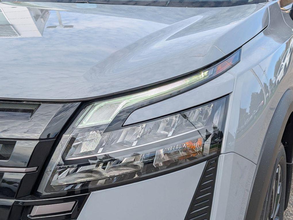 new 2026 Nissan Pathfinder car, priced at $48,939