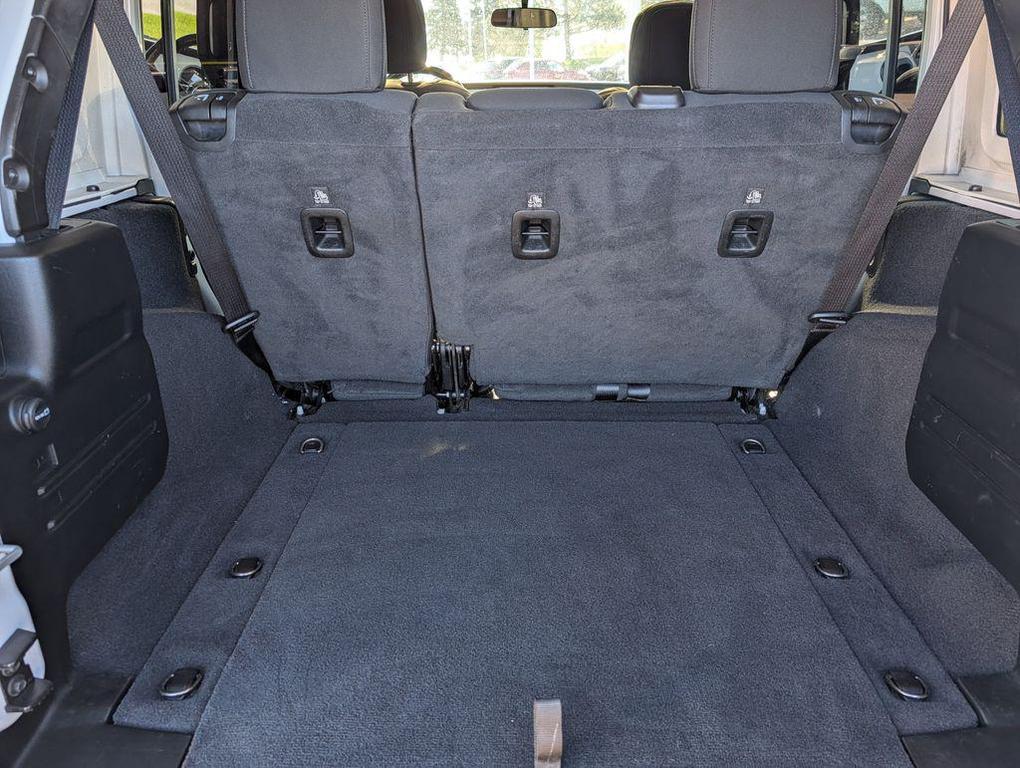 used 2021 Jeep Wrangler Unlimited car, priced at $28,240