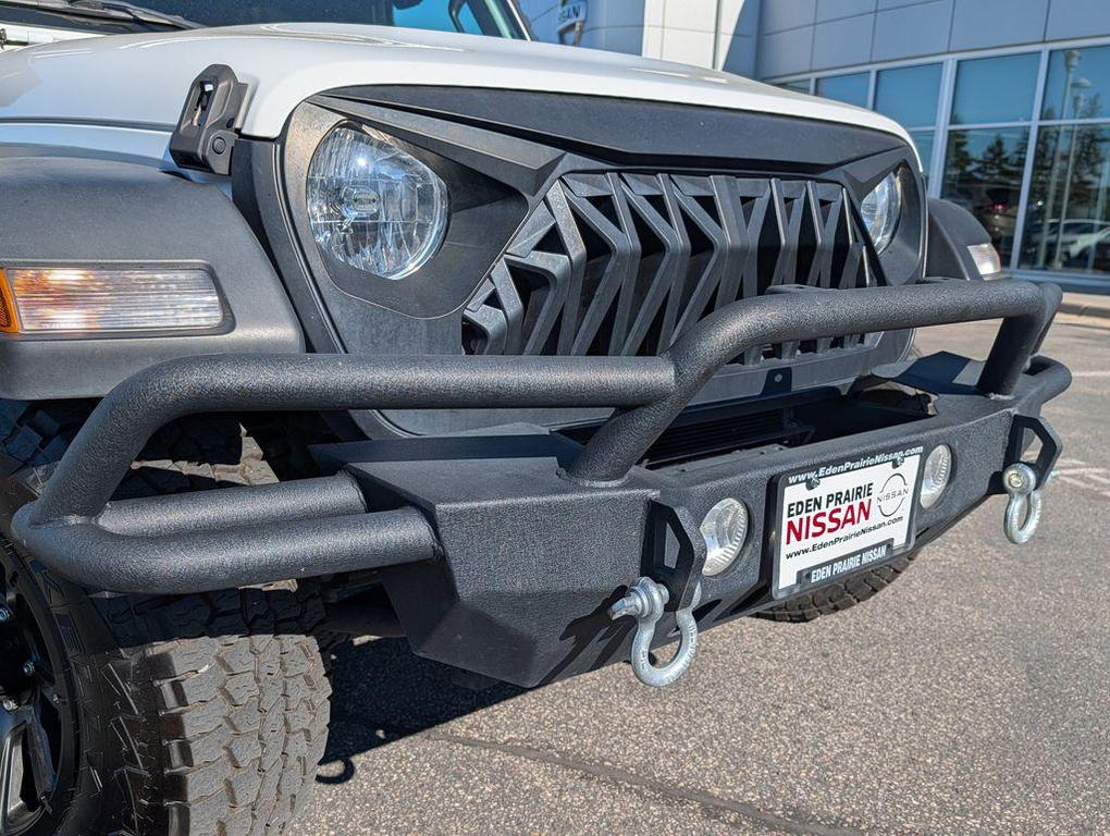 used 2021 Jeep Wrangler Unlimited car, priced at $28,240