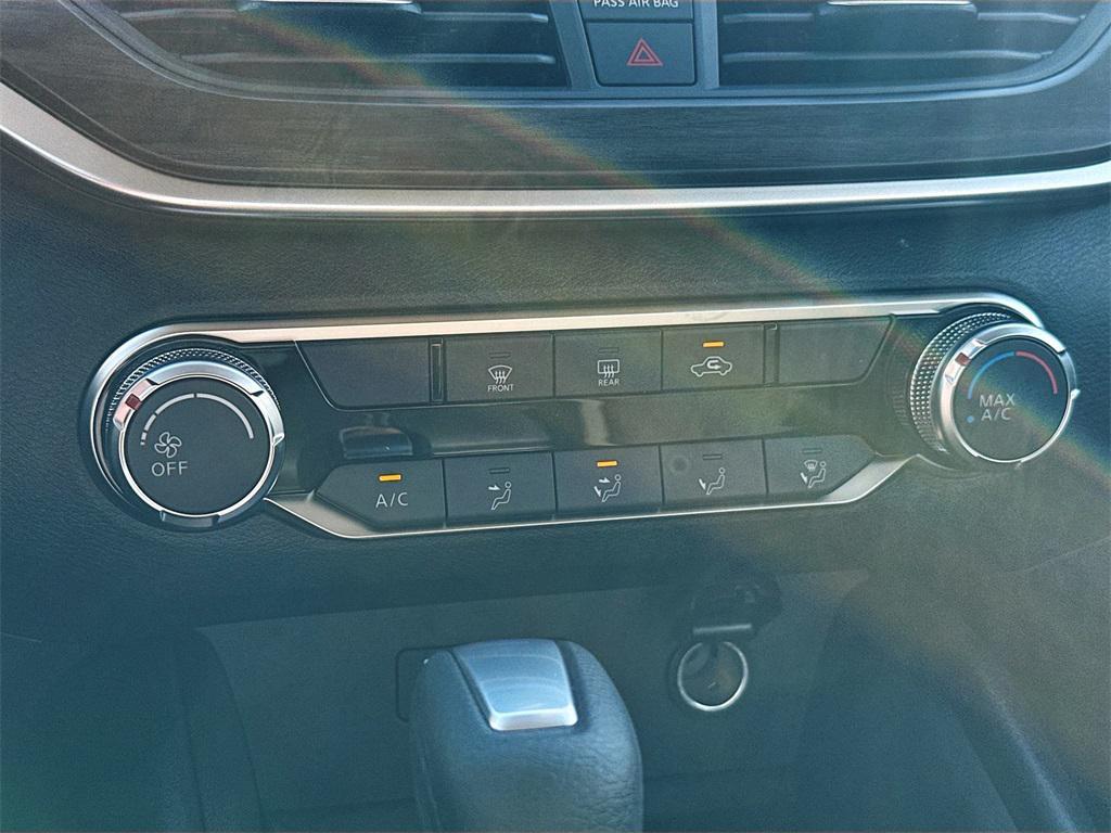 new 2025 Nissan Altima car, priced at $25,718