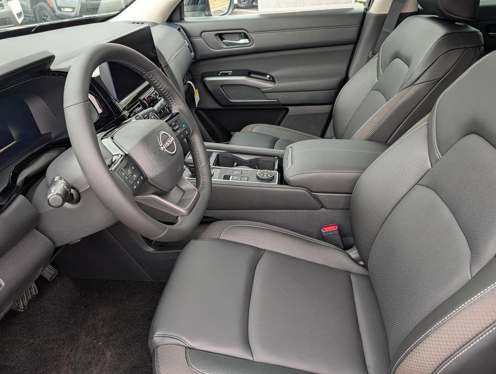 new 2026 Nissan Pathfinder car, priced at $40,228