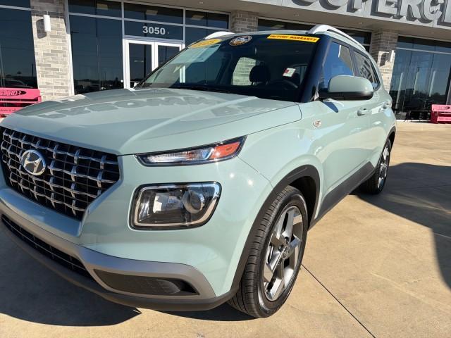used 2025 Hyundai Venue car, priced at $23,552