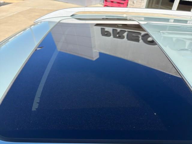 used 2025 Hyundai Venue car, priced at $23,552