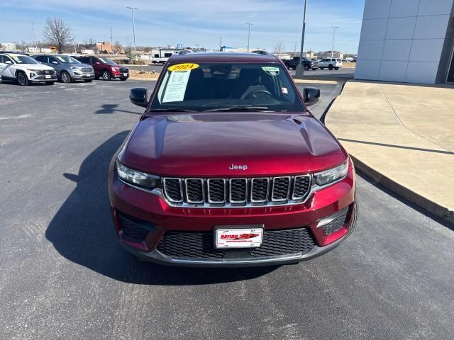 used 2024 Jeep Grand Cherokee car, priced at $28,999
