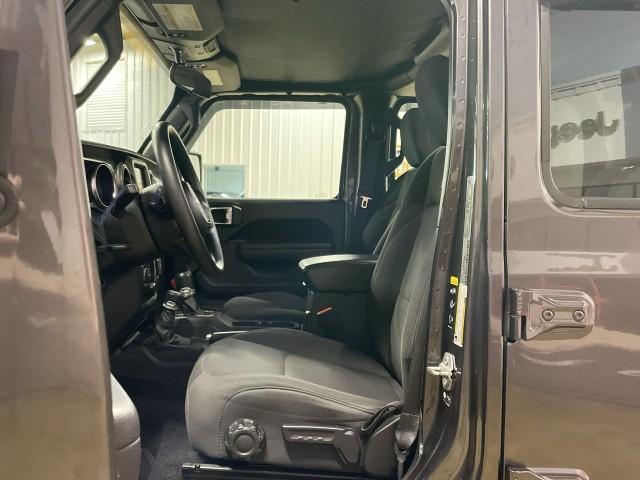 used 2023 Jeep Gladiator car, priced at $35,845