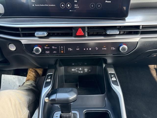 used 2024 Kia Sorento car, priced at $28,997