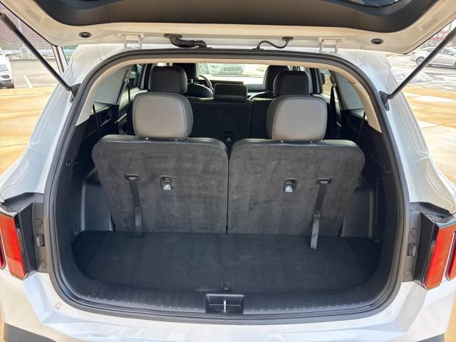 used 2024 Kia Sorento car, priced at $28,997