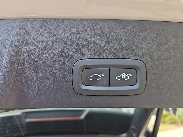 used 2024 Volvo XC40 car, priced at $28,995