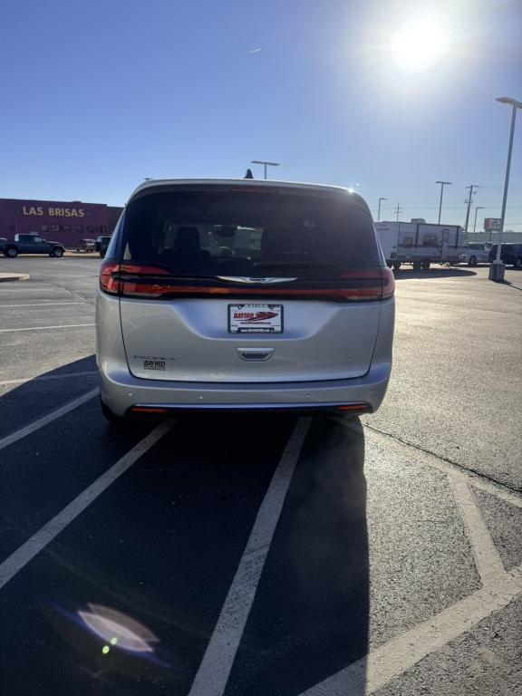 used 2024 Chrysler Pacifica car, priced at $27,740