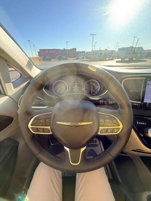 used 2024 Chrysler Pacifica car, priced at $27,740