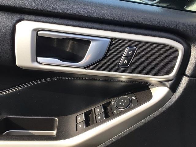 used 2022 Ford Explorer car, priced at $27,900