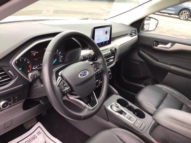 used 2022 Ford Escape car, priced at $19,900