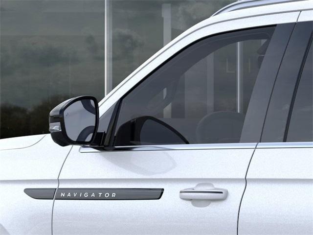 new 2025 Lincoln Navigator L car, priced at $123,710
