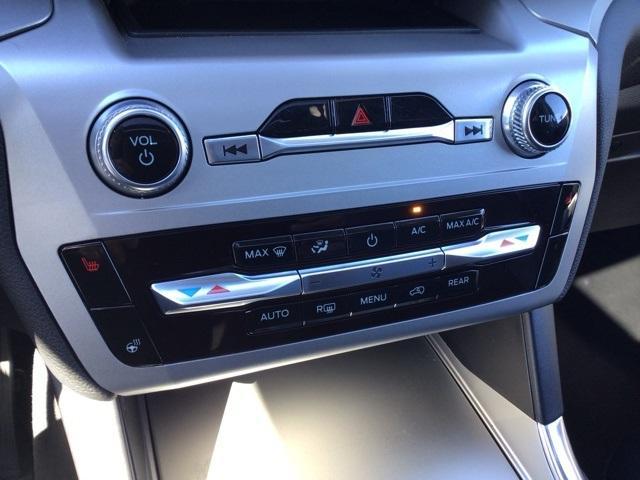 used 2022 Ford Explorer car, priced at $32,900