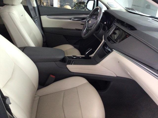 used 2021 Cadillac XT5 car, priced at $27,500