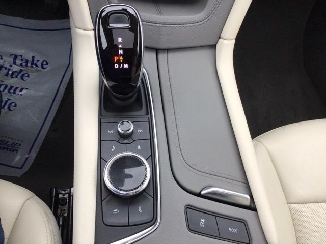 used 2021 Cadillac XT5 car, priced at $27,500