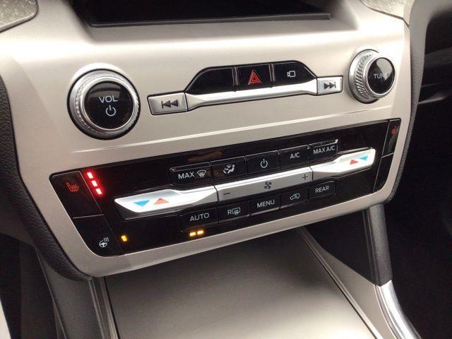 used 2022 Ford Explorer car, priced at $34,900