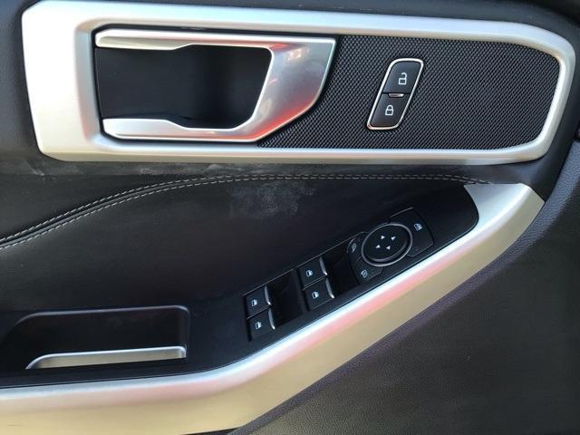 used 2022 Ford Explorer car, priced at $32,900