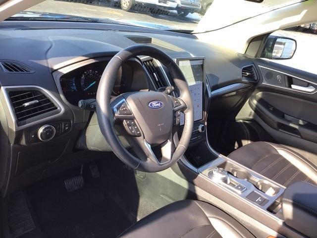 used 2024 Ford Edge car, priced at $27,900