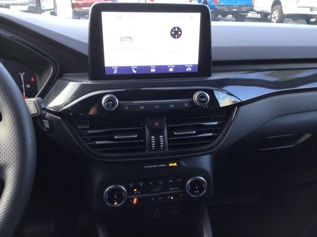 used 2025 Ford Escape car, priced at $26,900