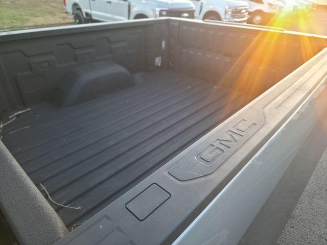 used 2023 GMC Sierra 1500 car, priced at $52,421