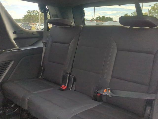 used 2024 GMC Yukon car, priced at $50,612