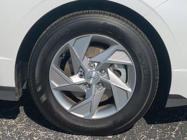 used 2025 Hyundai Sonata car, priced at $21,321