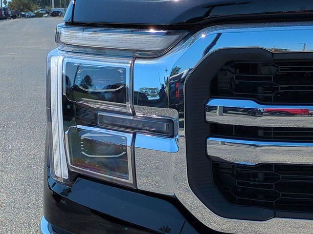 new 2025 Ford F-150 car, priced at $62,852