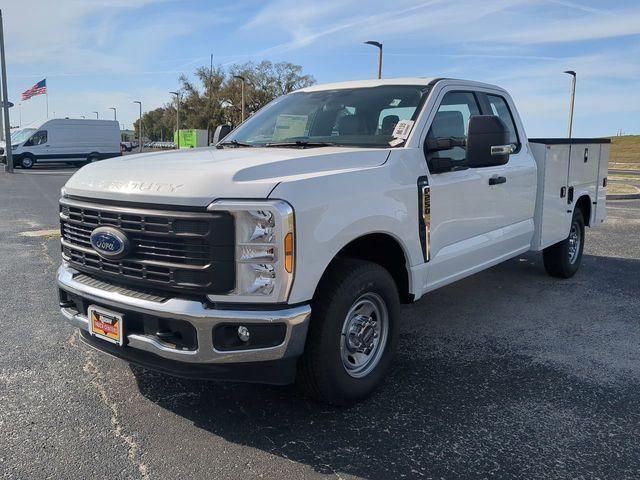 new 2025 Ford F-250 car, priced at $52,624
