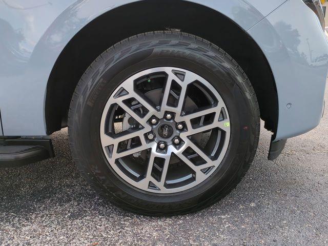 new 2025 Ford Expedition car, priced at $67,140