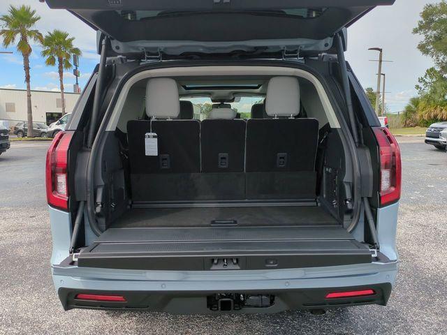 new 2025 Ford Expedition car, priced at $67,140