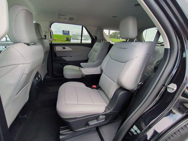 new 2025 Ford Explorer car, priced at $32,955