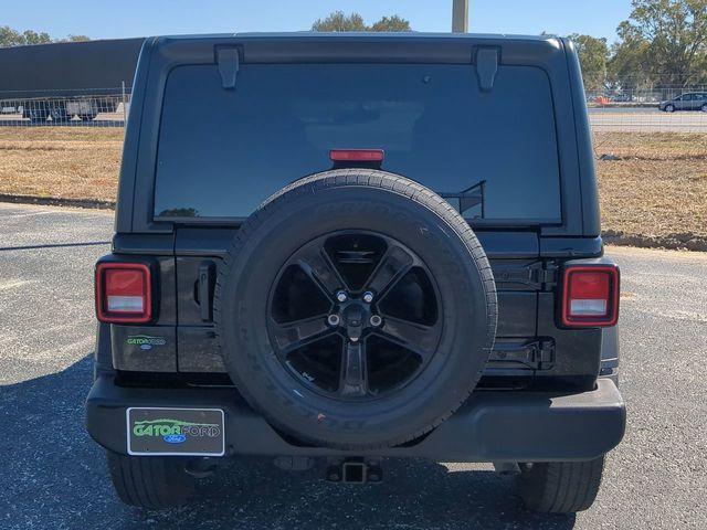 used 2022 Jeep Wrangler Unlimited car, priced at $28,512