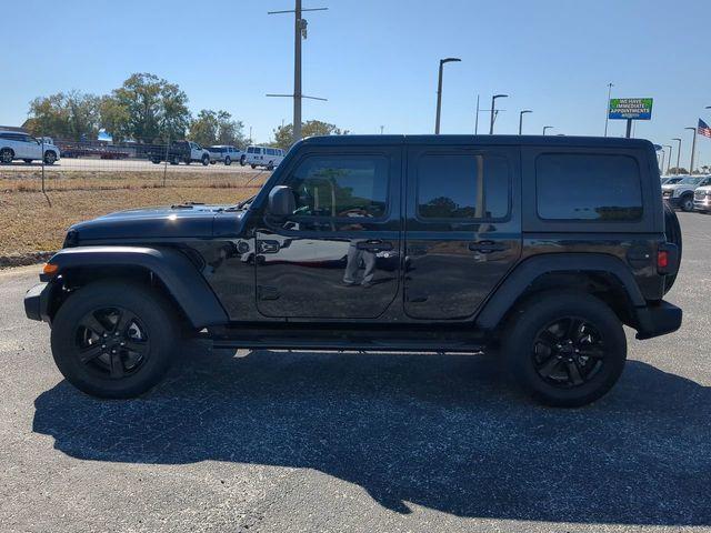 used 2022 Jeep Wrangler Unlimited car, priced at $28,512