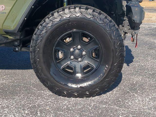 used 2021 Jeep Gladiator car, priced at $27,945